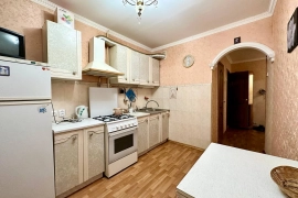 Сдаётся 2-к. квартира.